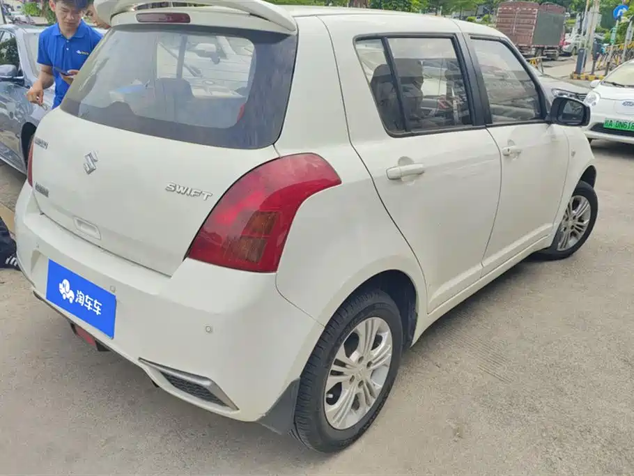 Swift 1.3 L Manual Value
