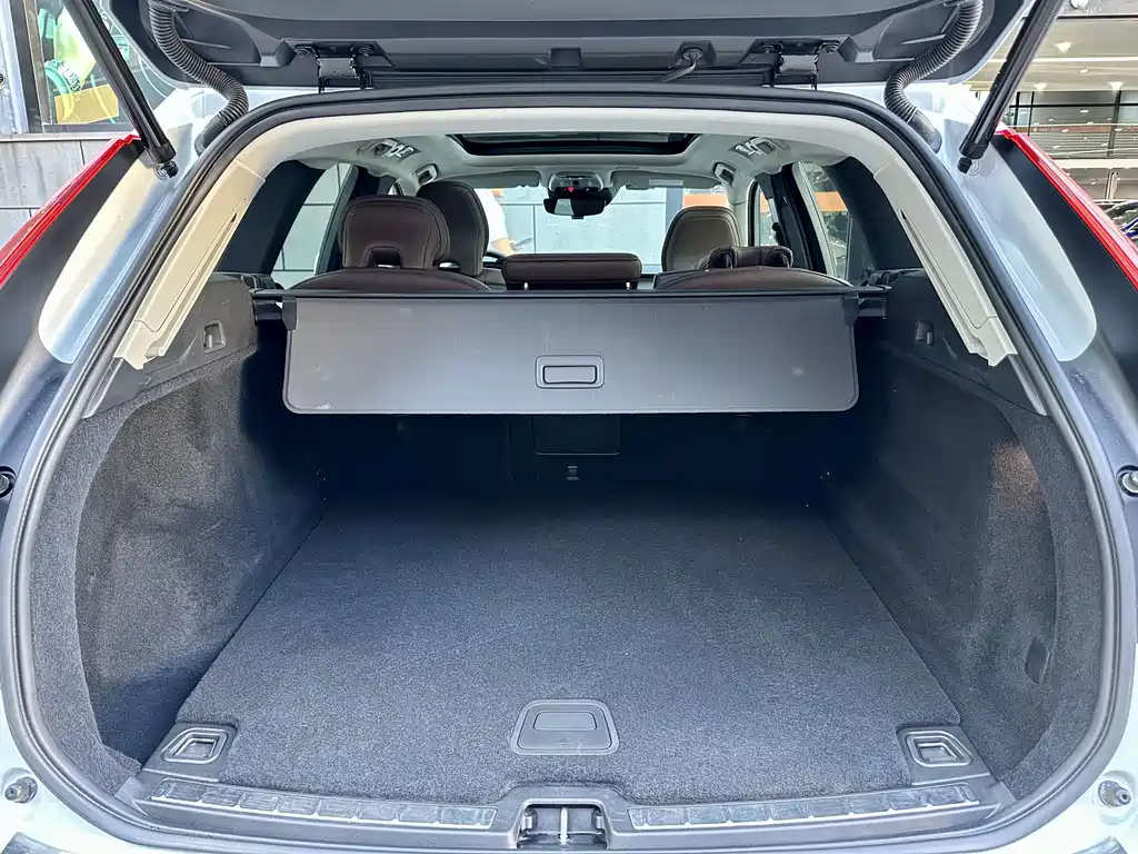 Volvo XC60 T5 4 WD Smart Vision CN-VI