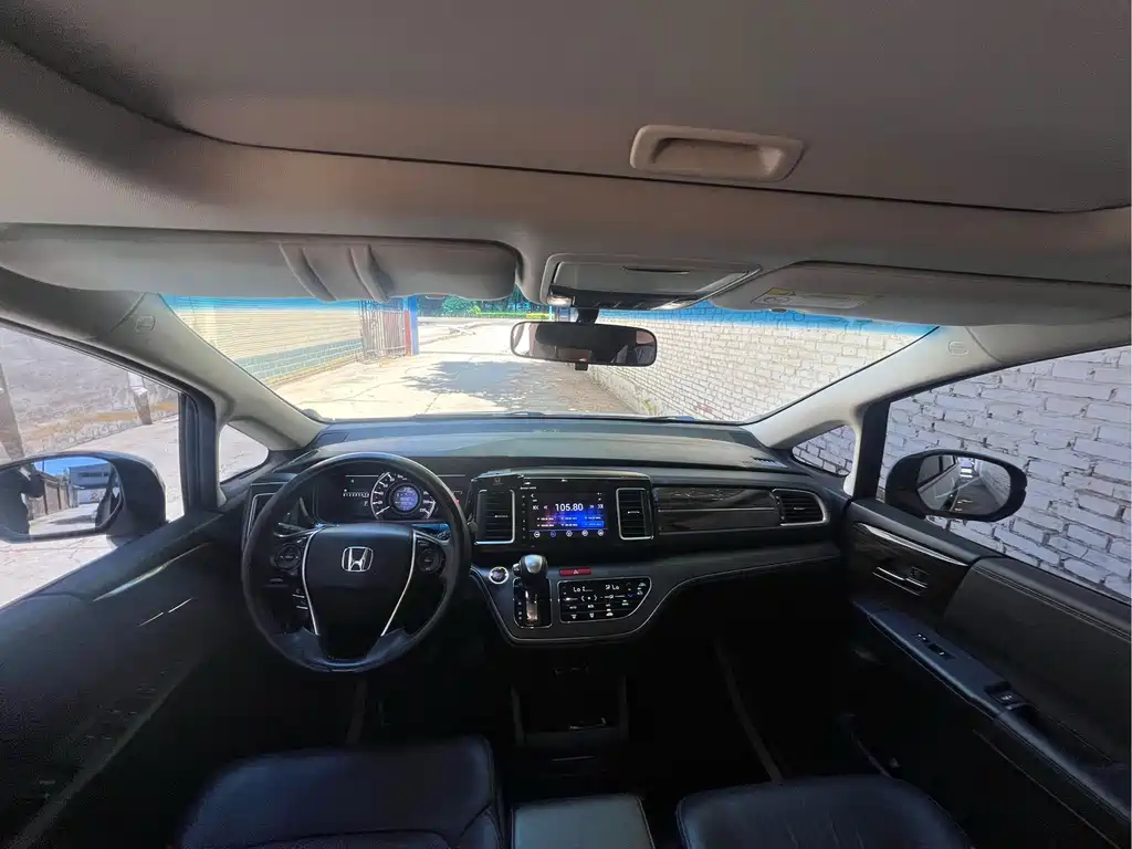 Elysion 2.4 L Style