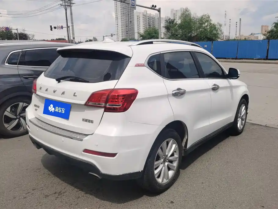 Haval H2 1.5 T Manual 2 WD Distinguished