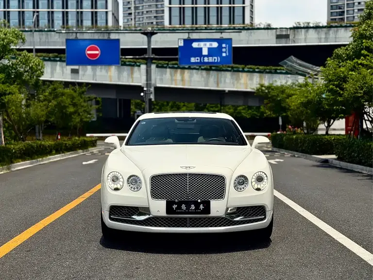 Bentley Flying Spur 4.0 T V8 S Standard