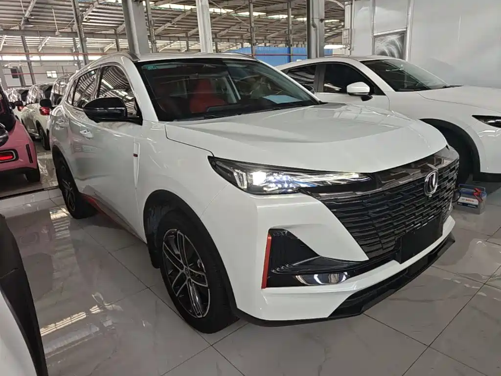 Changan CS55 PLUS 2 nd Gen 1.5 T DCT Navigator