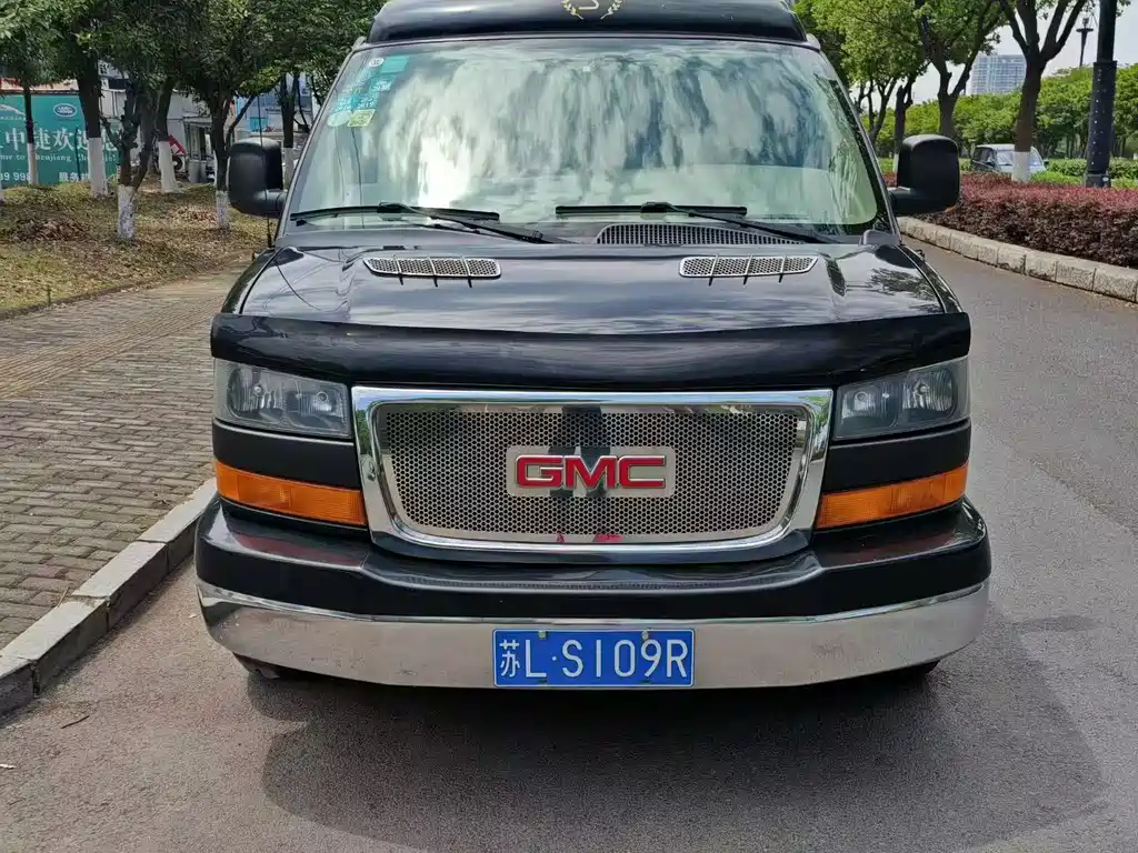 SAVANA 5.3 L Business Star 7-seat