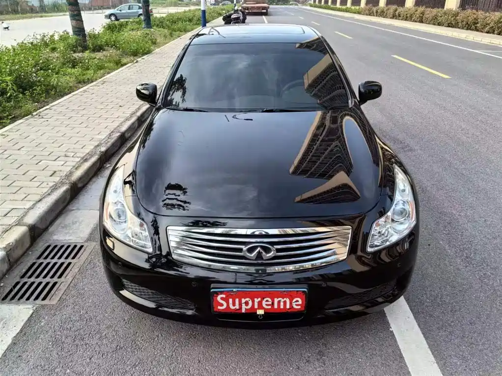Infiniti G Series G35 Supreme