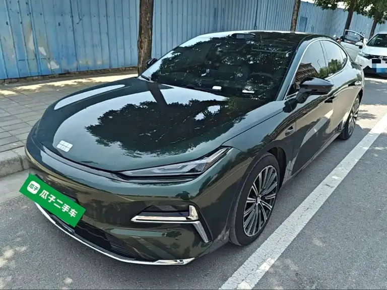 Geely Galaxy Xingyao 8 130 km EM-P Starship