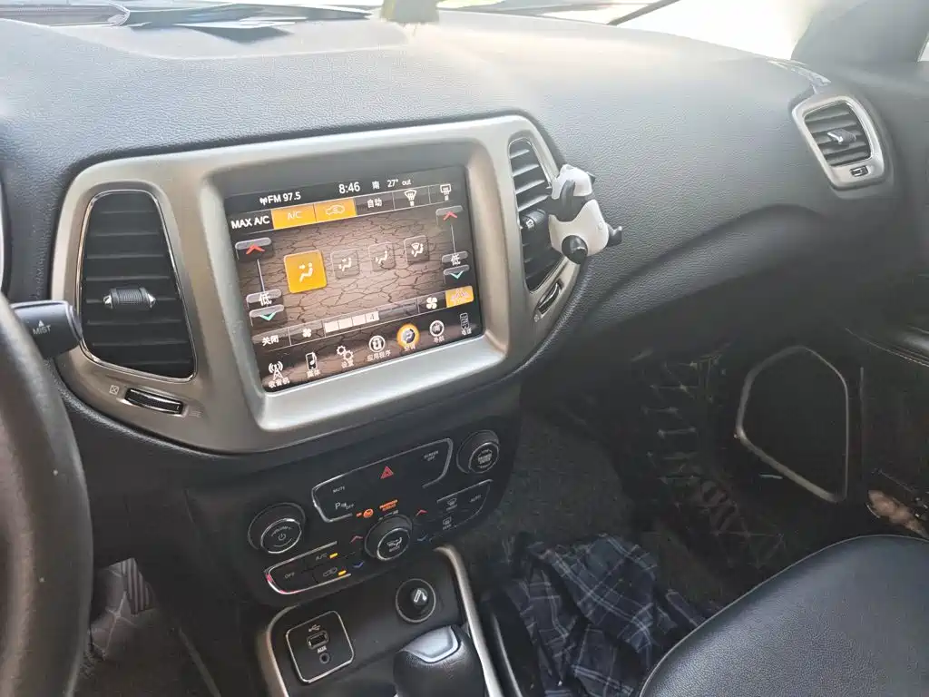 Compass 200 T Auto Home Enjoyment