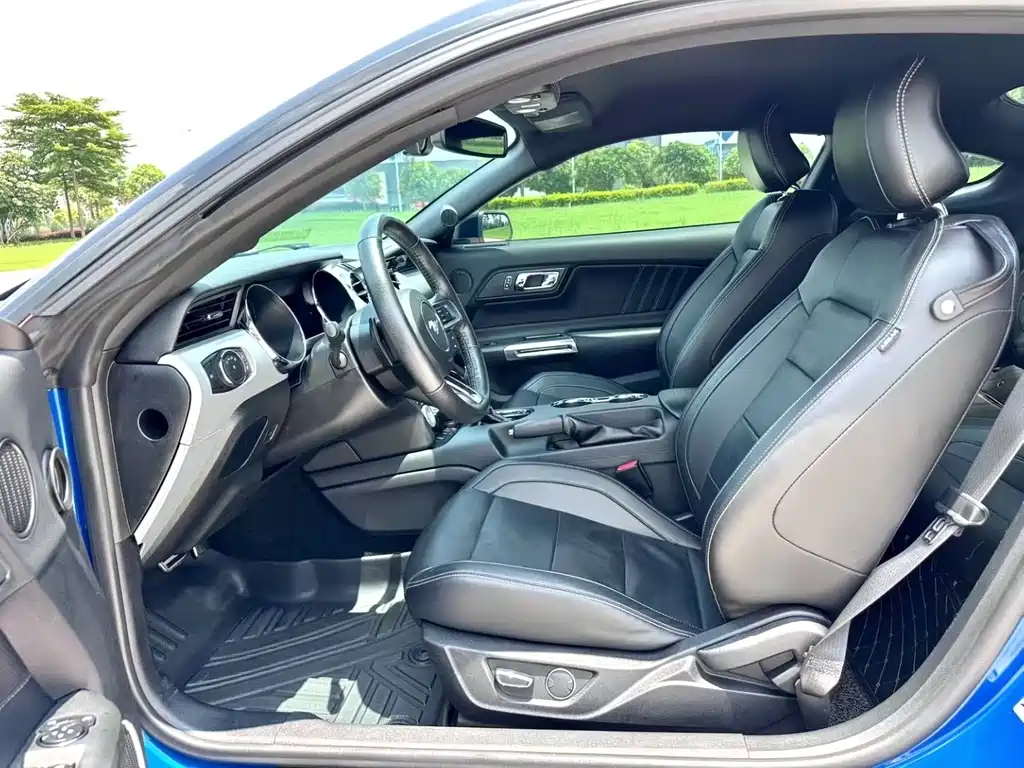 Mustang 2.3 T Sport