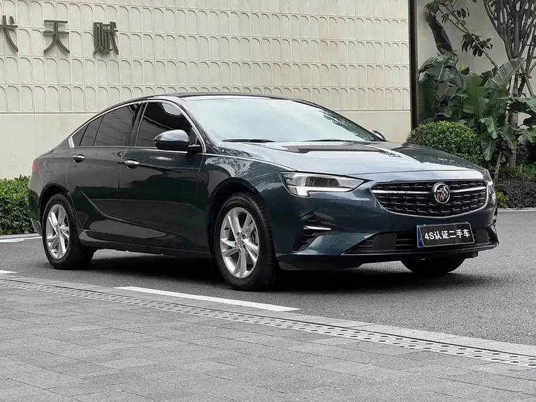 Buick Regal 552 T Luxury