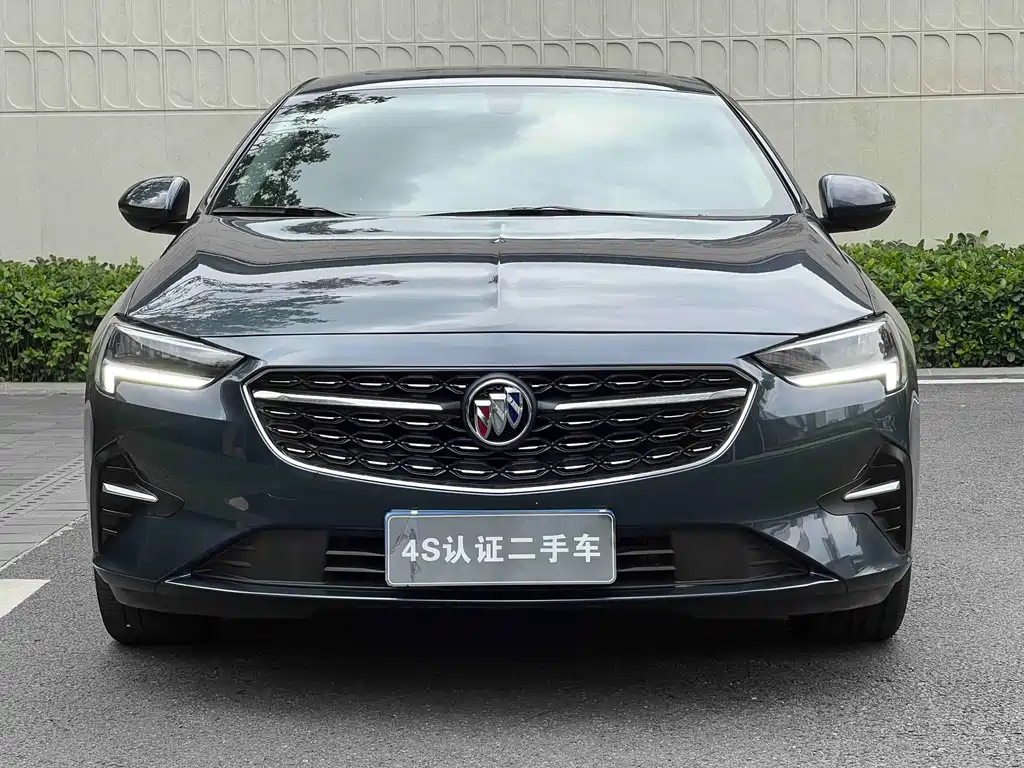 Regal 552 T Luxury
