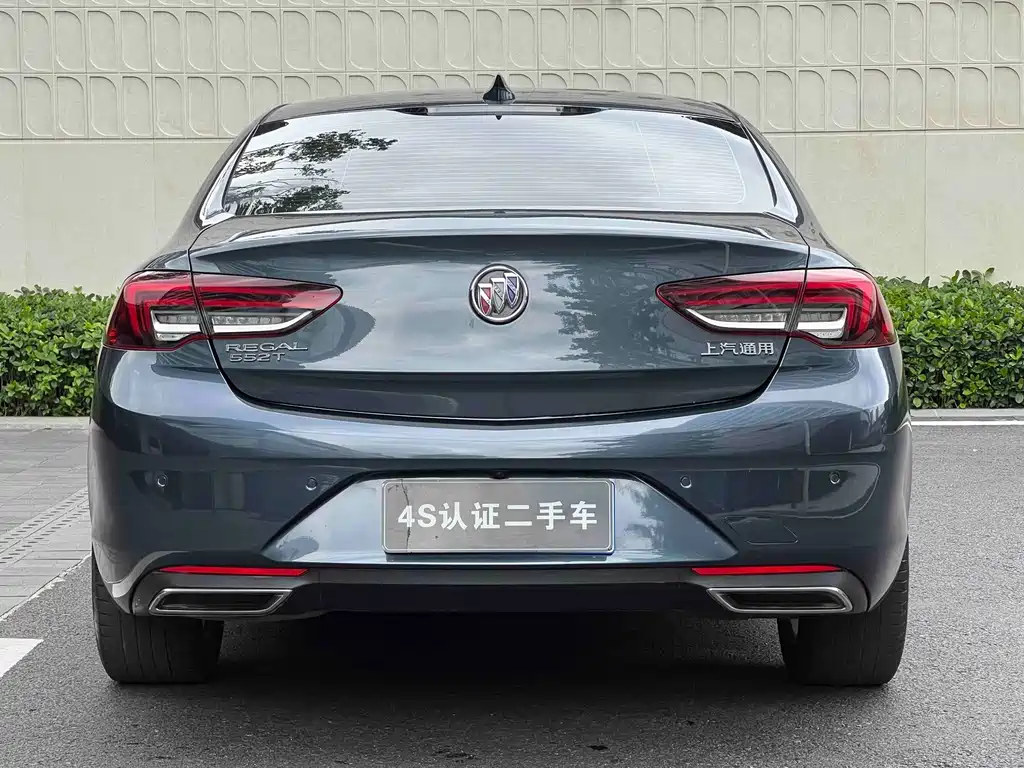 Regal 552 T Luxury