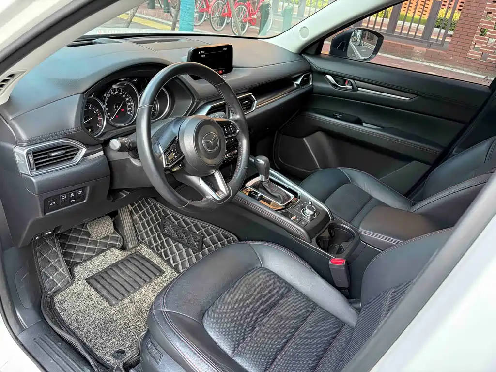 Mazda CX-5 2.5 L Auto 2 WD Black Knight
