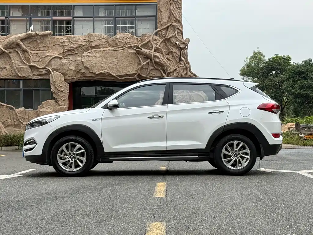 Tucson 1.6 T DCT 2 WD Intelligent