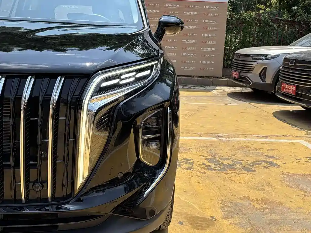 Hongqi HS7 PHEV 2.0 T PHEV 4 WD Flagship Smooth 6-seat