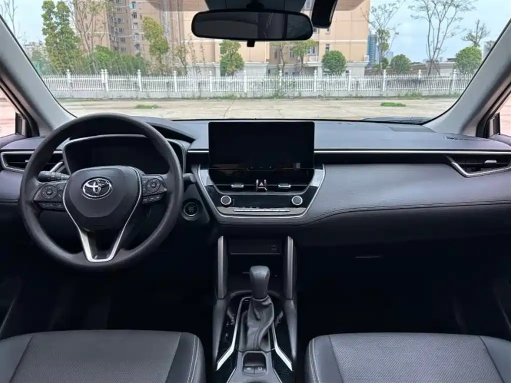 Frontlander 2.0 L CVT Luxury