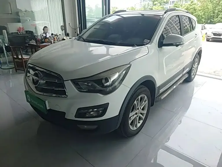 Haima S5 海马S5 2015款 1.6 L 手动智能豪华型