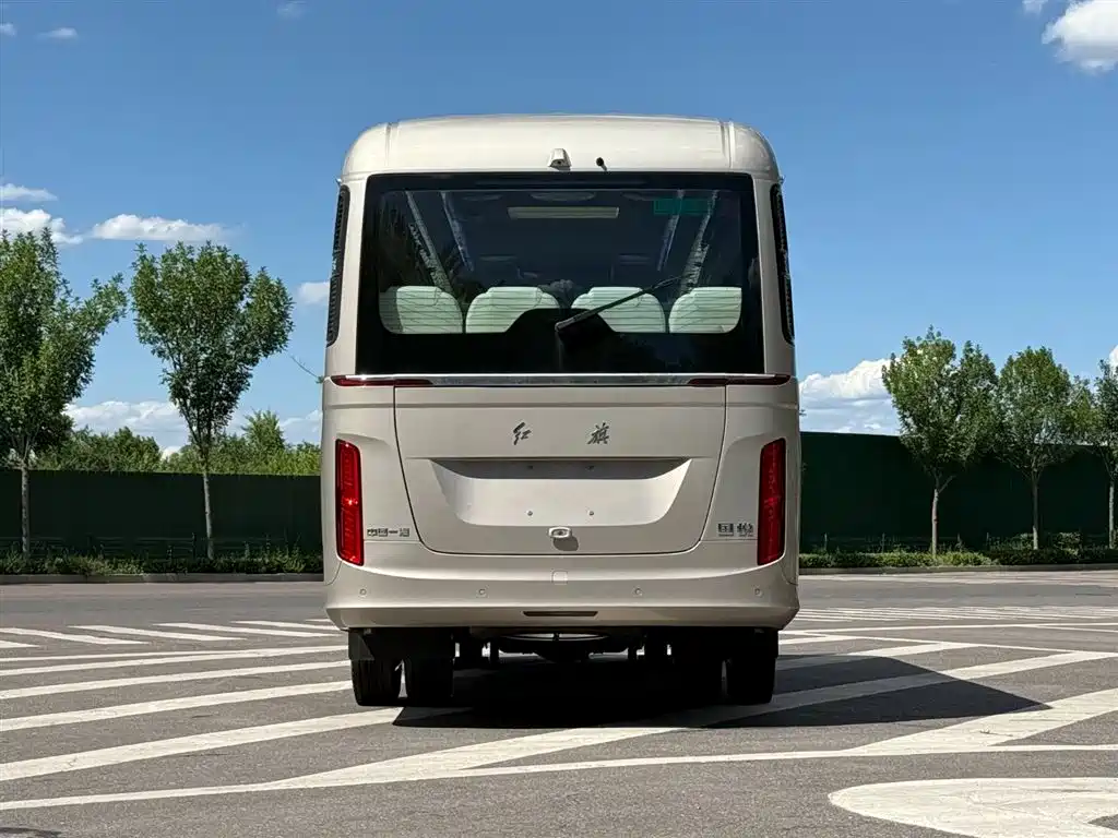 Hongqi Jinkuihua Guoyue 3.0 T Luxury 17-seat