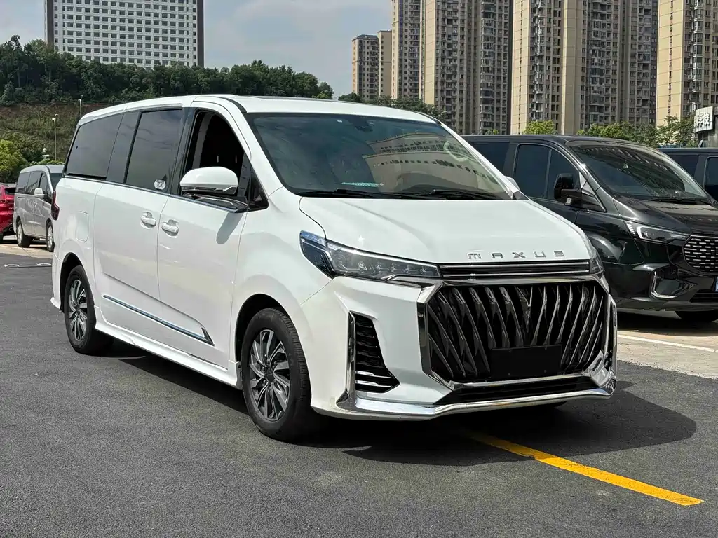 Maxus G20 大通G20 2023款 PLUS 2.0 T 柴油自动豪华版