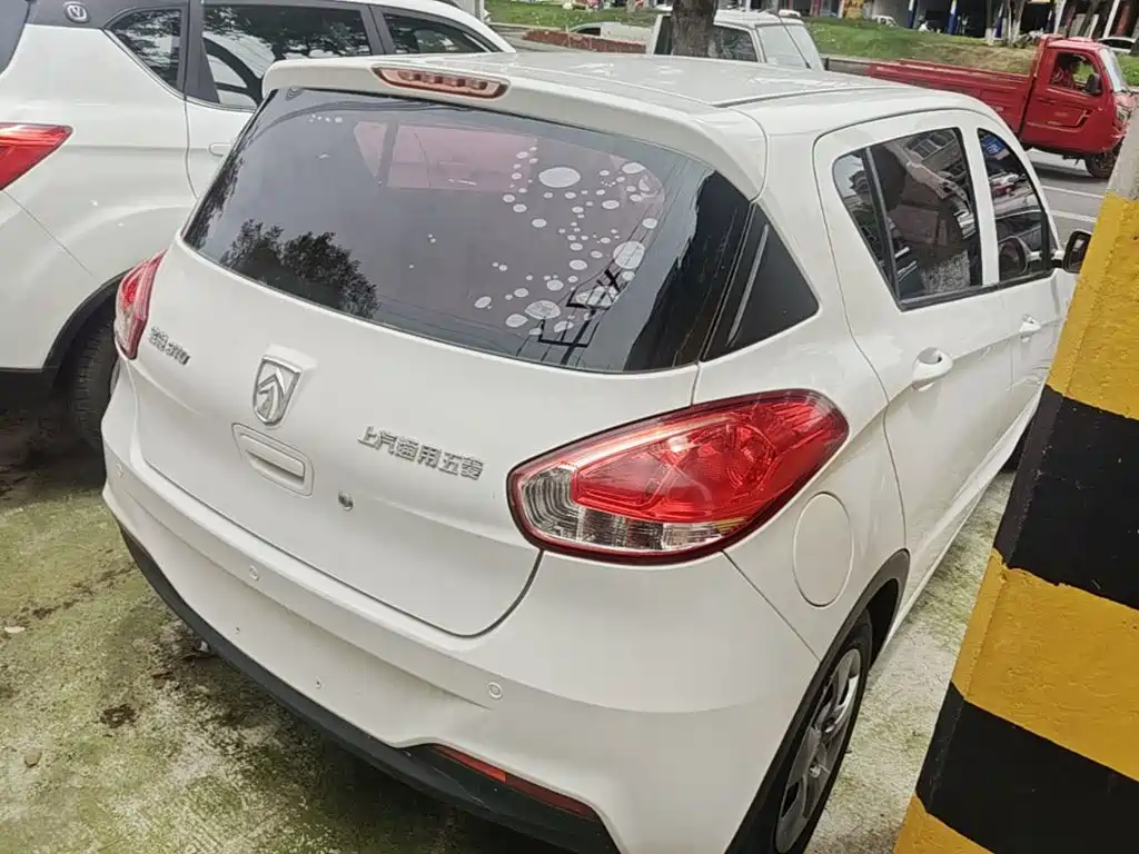 Baojun 310 1.2 L Manual Comfort