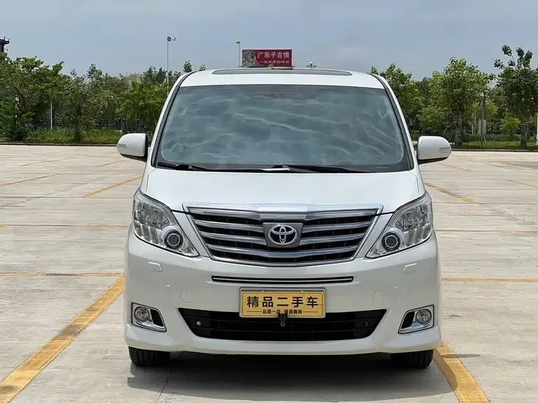 Toyota Alphard 3.5 L Luxury