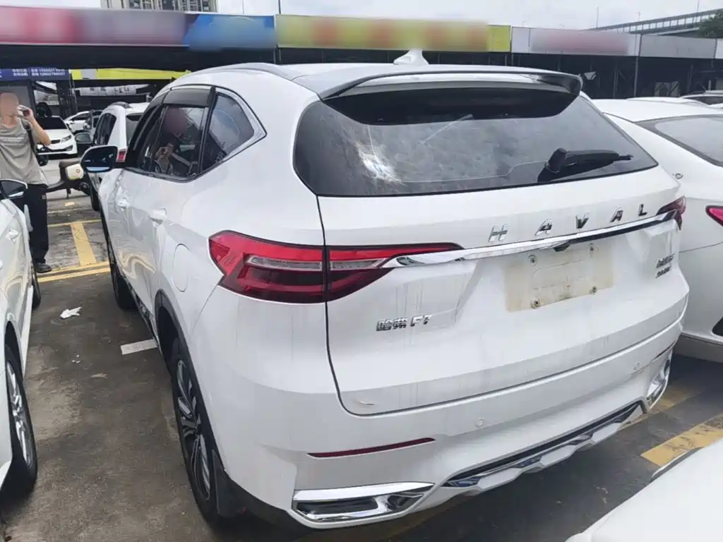 Haval F7 2.0 T 2 WD i CN-V