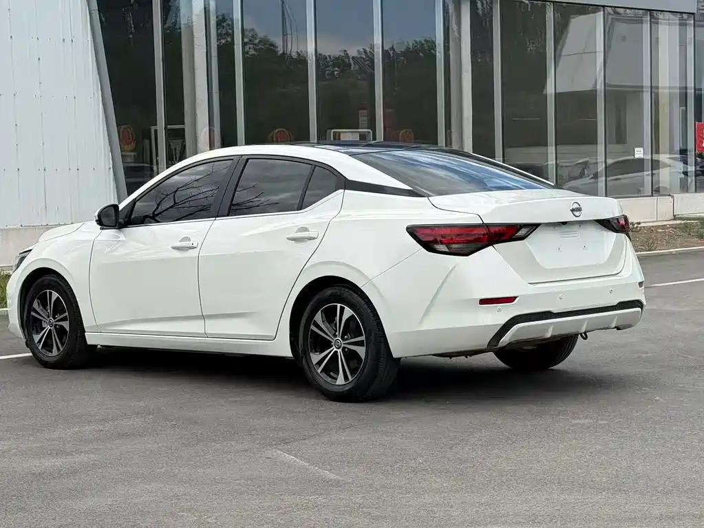 Sylphy 1.6 L XL CVT Smart Enjoyment