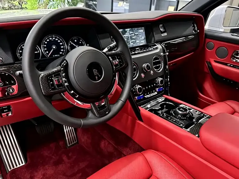 Rolls-Royce Cullinan Black Badge