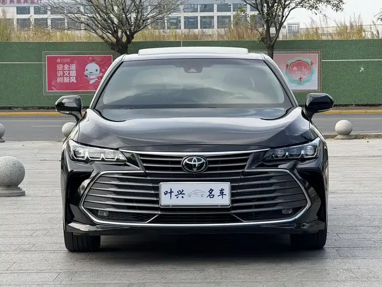 Toyota Avalon 2.0 L Luxury CN-VI