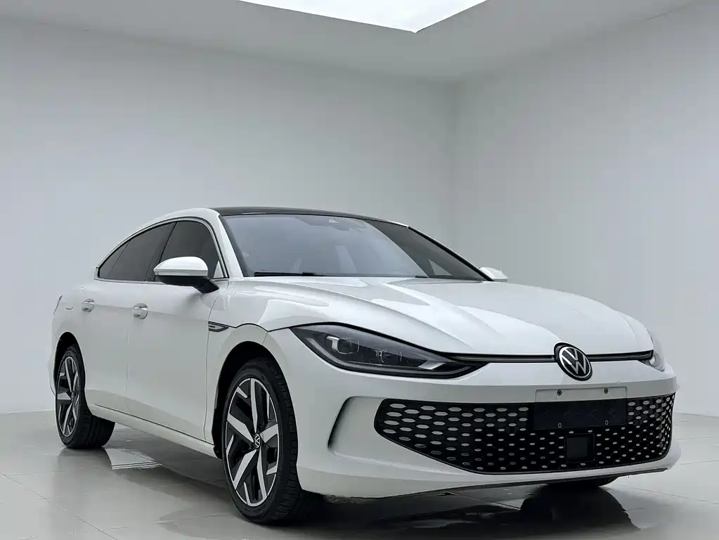 Lamando Lamando L 280 TSI DSG Spicy Cool