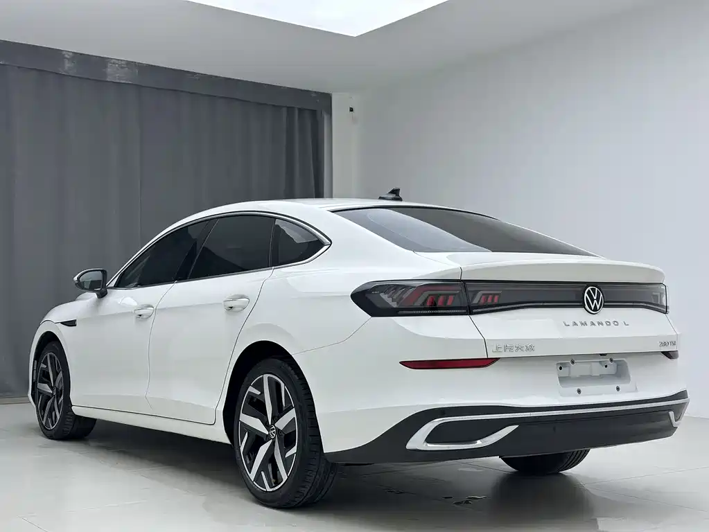 Lamando Lamando L 280 TSI DSG Spicy Cool
