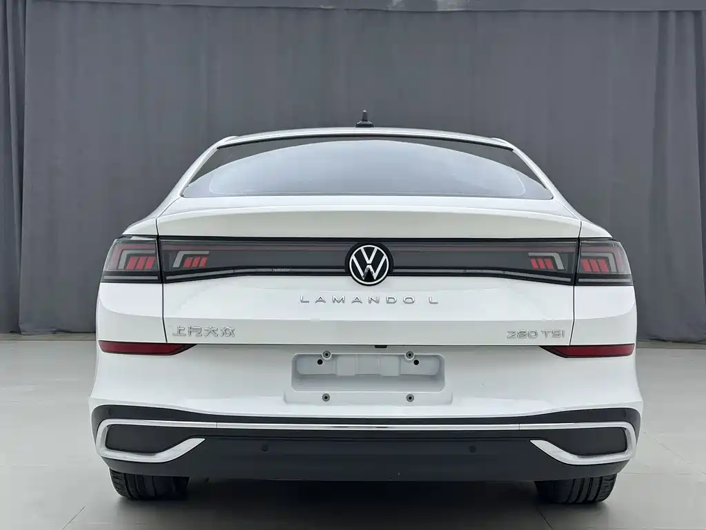 Lamando Lamando L 280 TSI DSG Spicy Cool