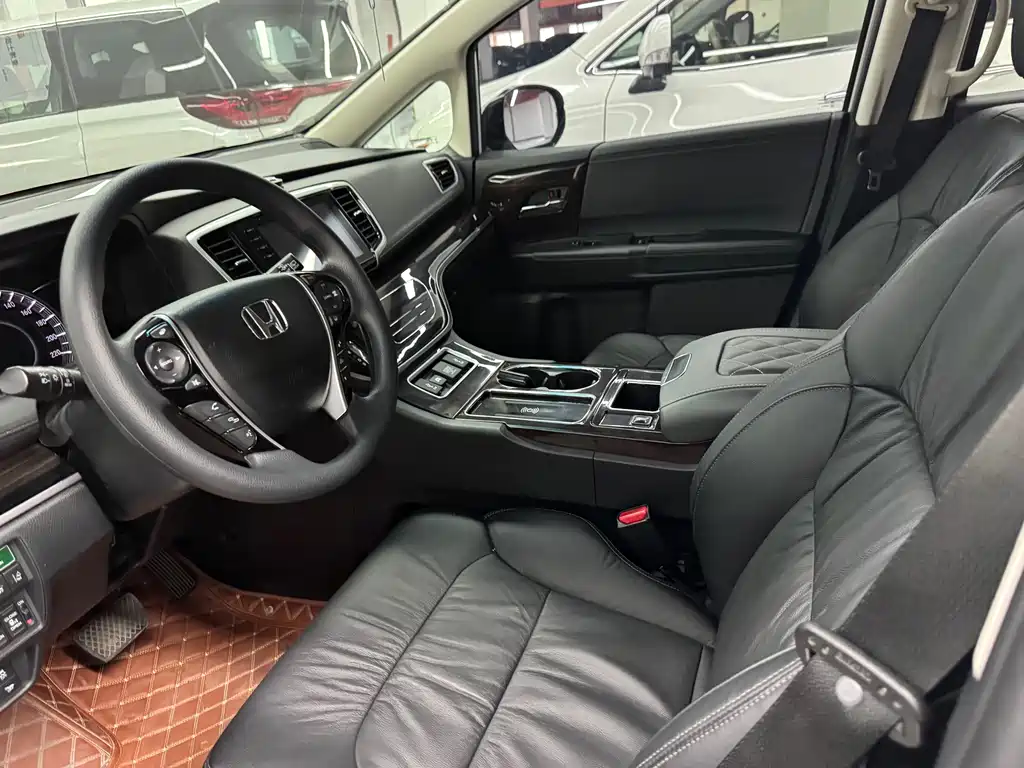 Odyssey 2.0 L Sharp· Smooth Enjoyment