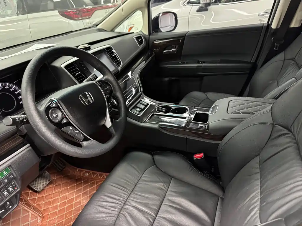 Odyssey 2.0 L Sharp· Smooth Enjoyment