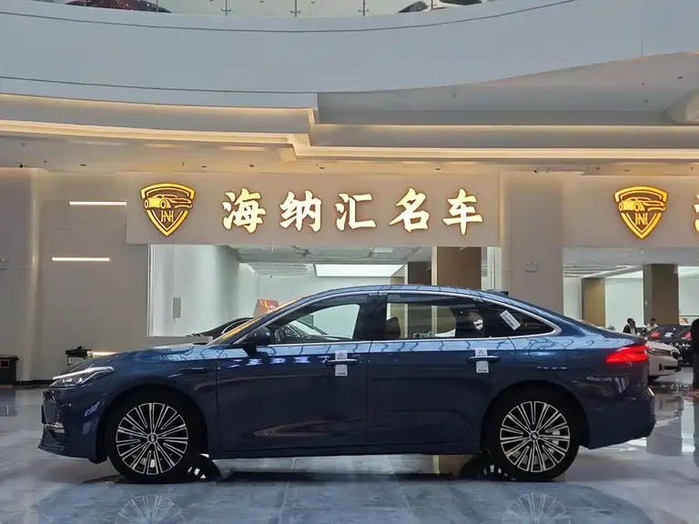 Geely Galaxy A7 银河A7 EM 2025款 EM-i 150 km 星舰版