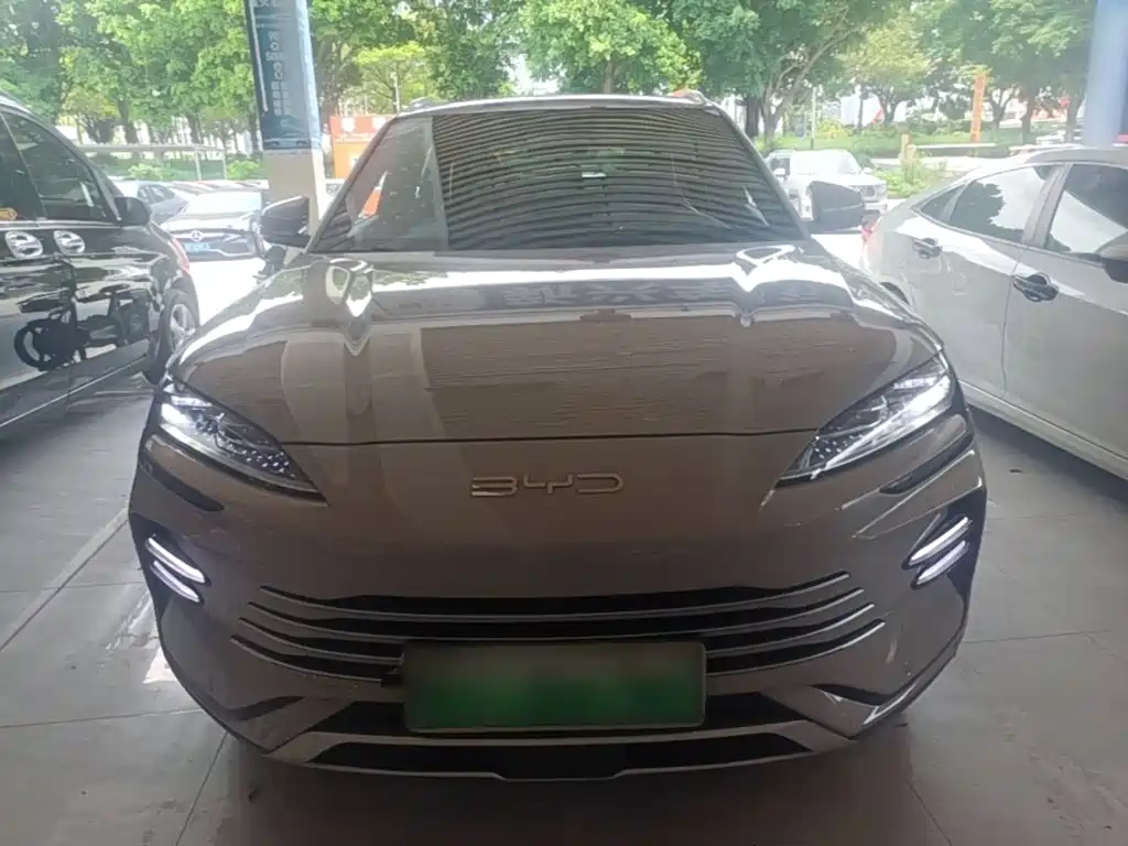 Song PLUS NEV Champion DM-i 110 KM Flagship