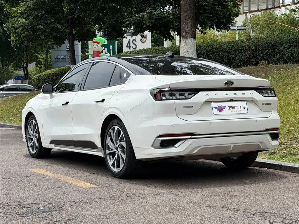 Mondeo EcoBoost 245 Supreme