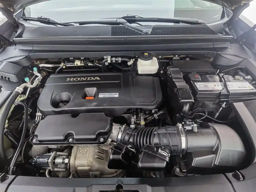 Avancier 370 TURBO 4 WD Distinguished