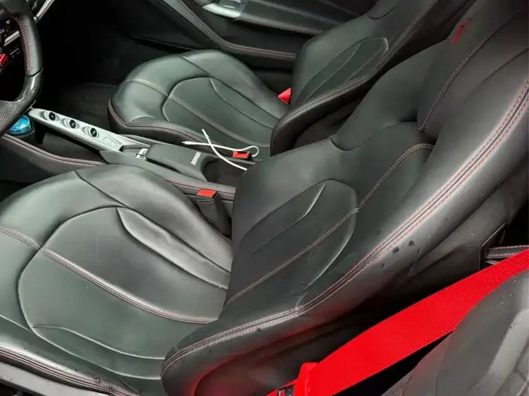 Ferrari F8 Tributo 3.9 T V8