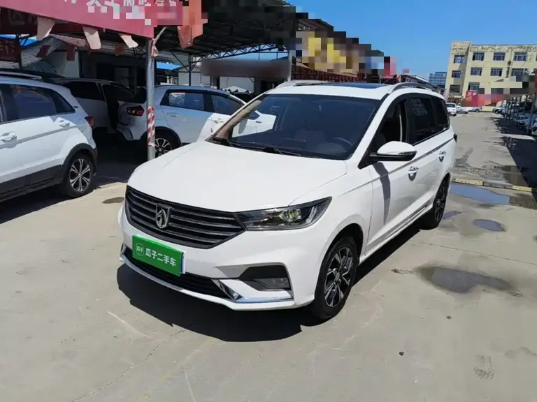 Baojun 360 1.5 L Auto Luxury CN-V
