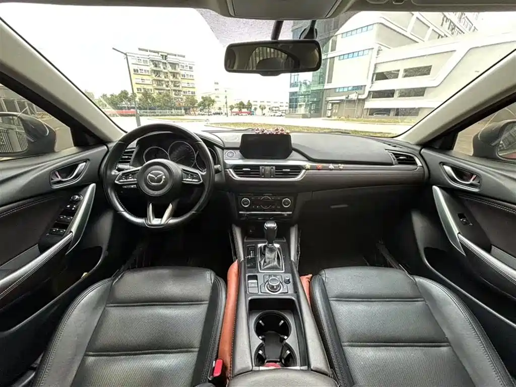Atenza 2.0 L Blue Sky Luxury CN-V