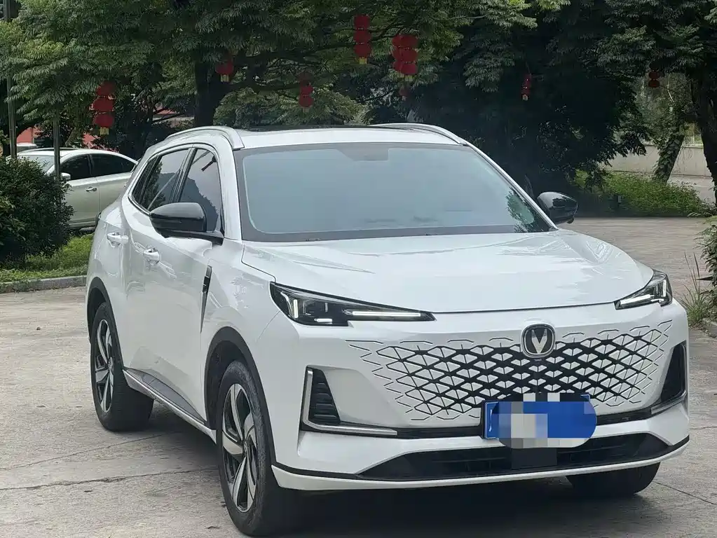 Changan CS55 PLUS 3 rd Gen 1.5 T DCT Distinguished