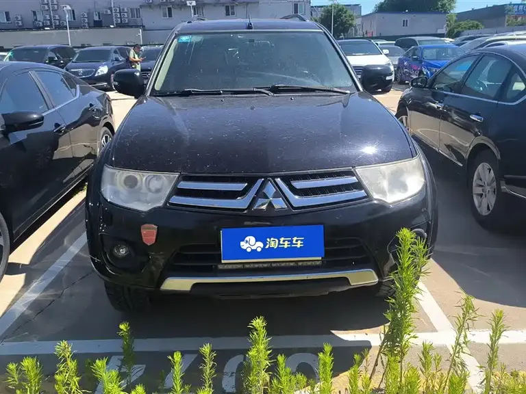 Mitsubishi Pajero Sport 3.0 L Auto 2 WD Luxury