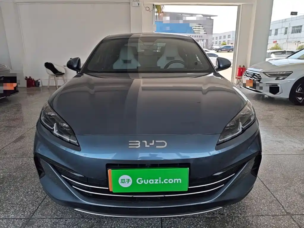 Seal 06 DM-i 80 KM Distinguished