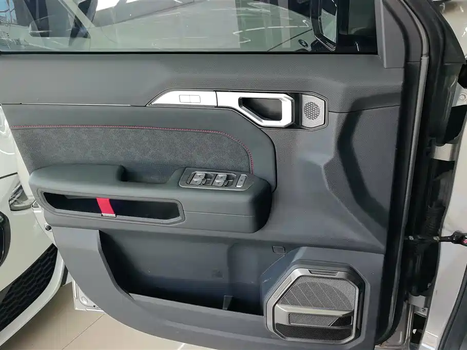 Jetour Traveller 2.0 T 4 WD Cross PRO