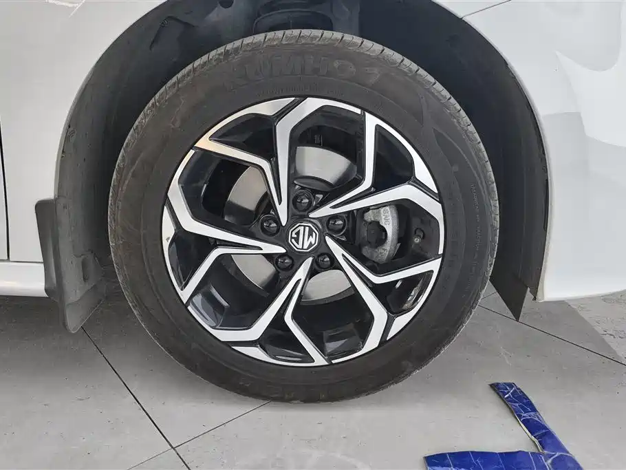 MG5 180 DVVT Manual Style