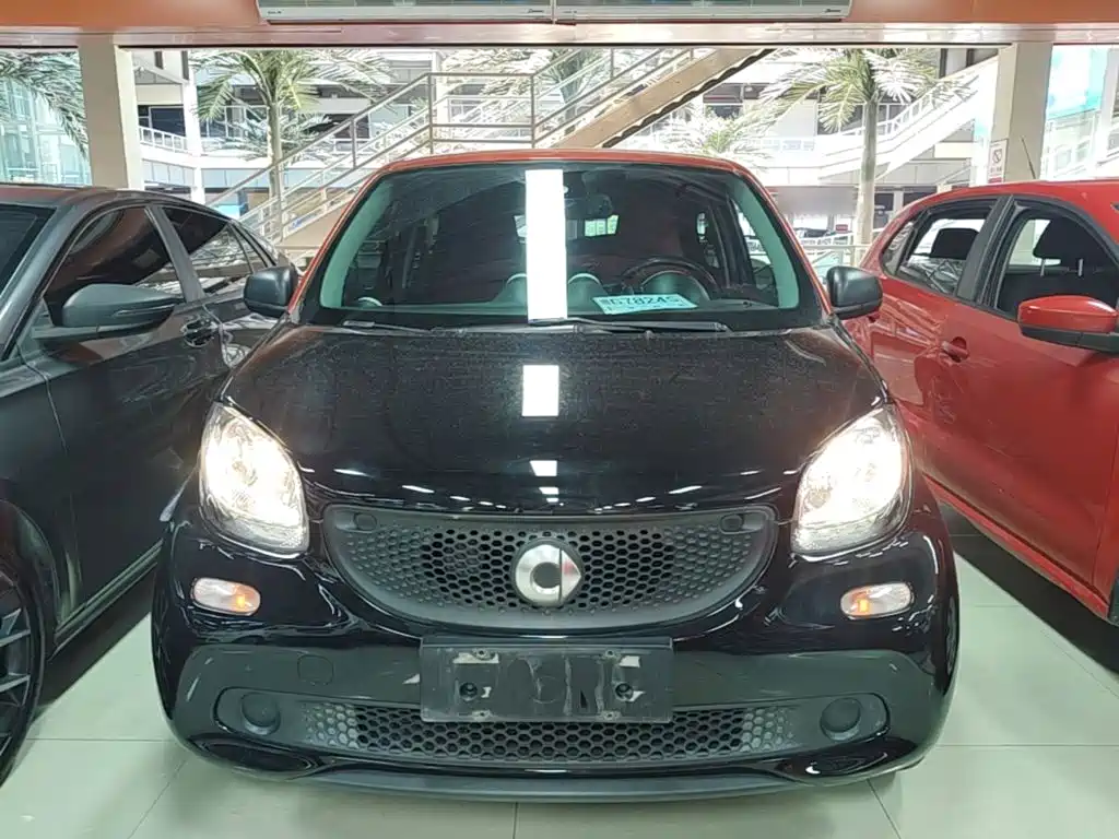 smart forfour 1.0 L 52 kW Agile