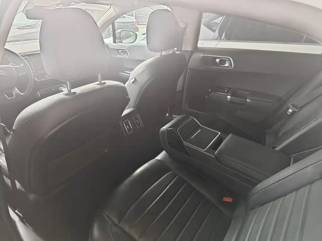 Citroën C6 雪铁龙C6 2019款 400 THP ORIGINS百年臻享版