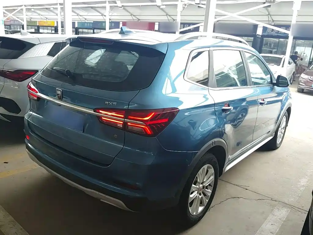 Roewe RX5 20 T 2 WD Auto Internet Smart Value