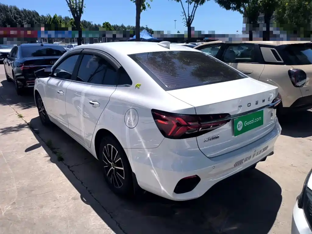 Roewe i5 Facelift 1.5 L CVT Diamond