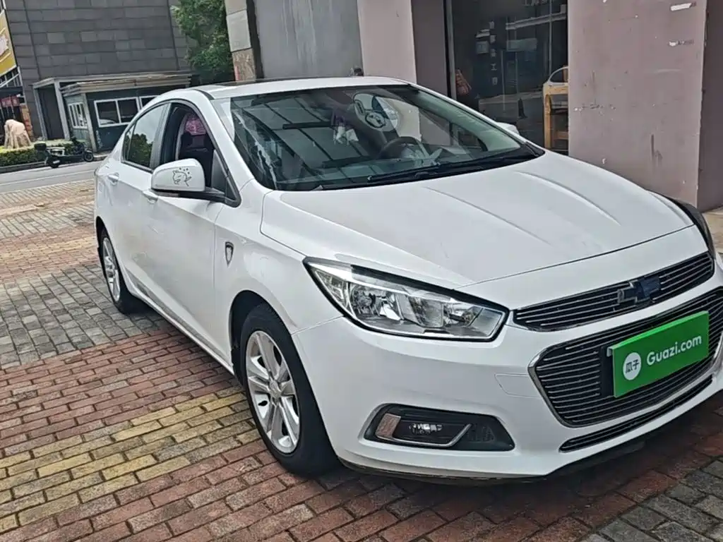 Cruze 1.5 L Auto Luxury