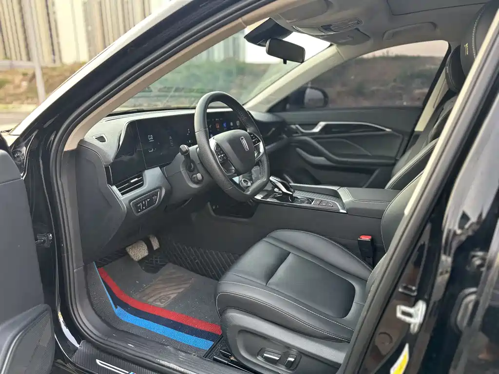 Besturn B70 3 rd Gen 1.5 T Auto Smooth Enjoyment